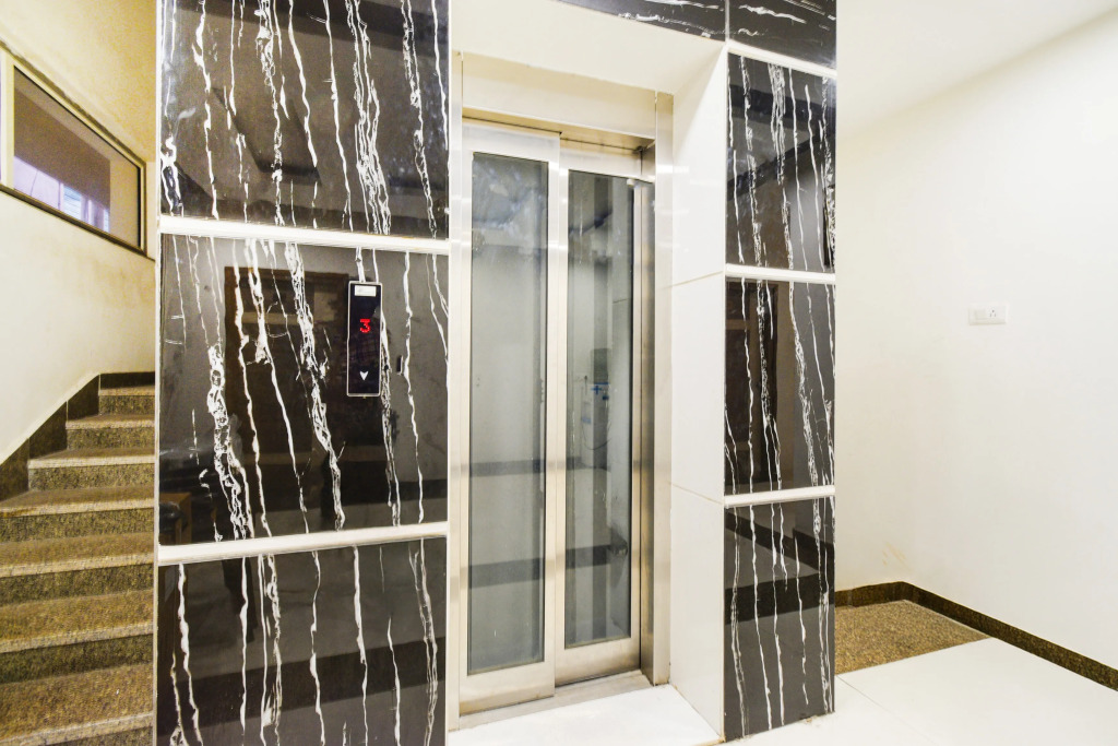 Super Townhouse Raniganj Formerly Devi Residency