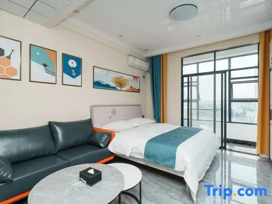 Nanning Huilong Chenghuiyuan Boutique Apartment