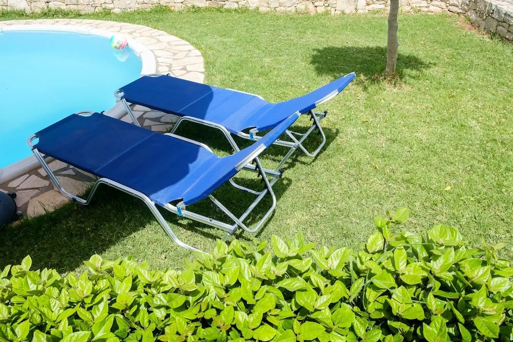 Chill & Relax Home with Pool near Beach