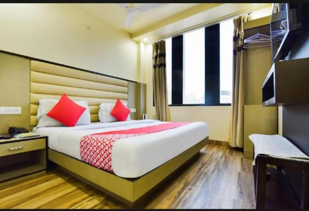 Hotel HRS - New Delhi Railway Station