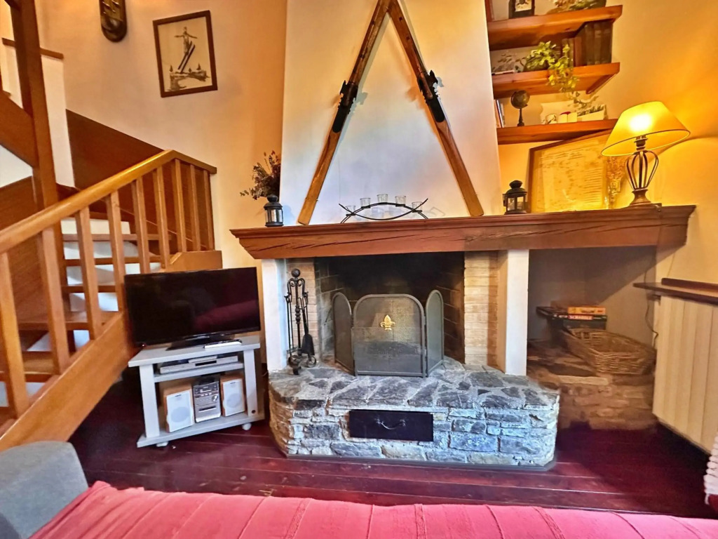 D2, Bordes d'Arinsal, Duplex Rustico con chimenea, Arinsal , zona Vallnord