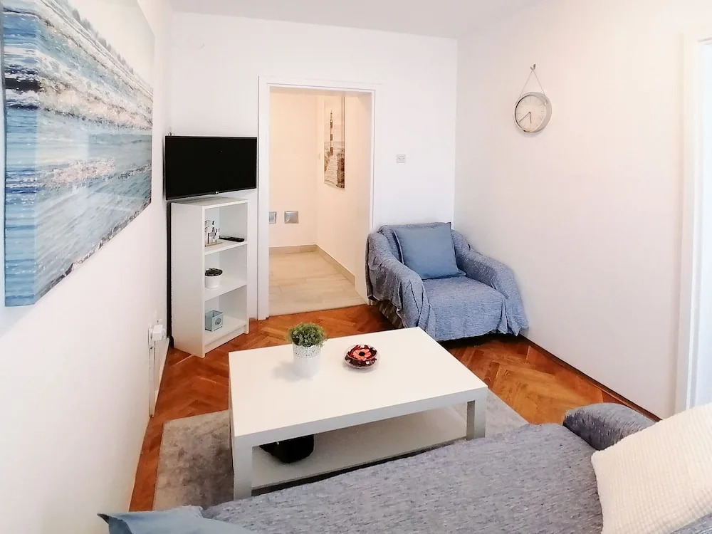 Apartments Miha