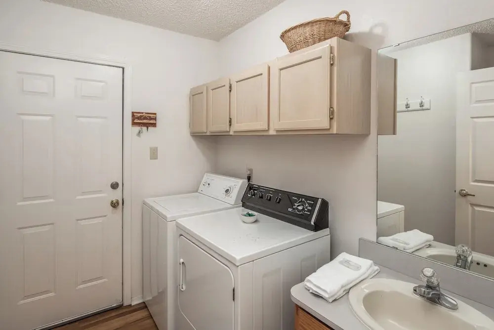 Season 4 Art by Ruidoso Vacation Rentals