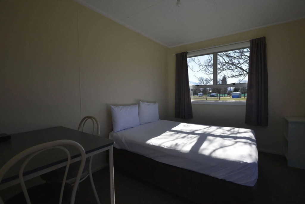 Cromwell TOP 10 Holiday Park