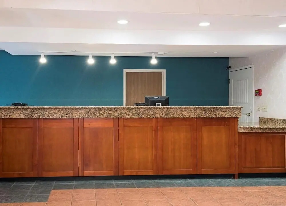 My Home & Suites Madison
