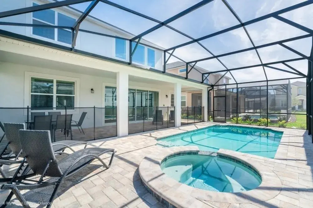 Beautiful Spacious 6 Bed Pool, Spa, Game Room 6 Bedroom Villa by RedAwning