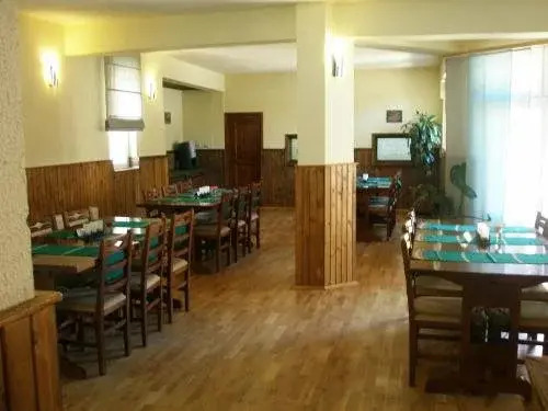 Hotel Avalon