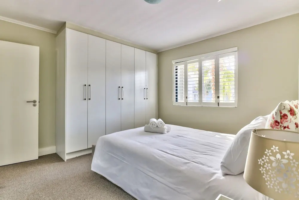 2 Bedroom Apartment in Century City