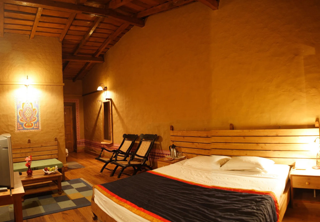 Chevron Eco Lodge