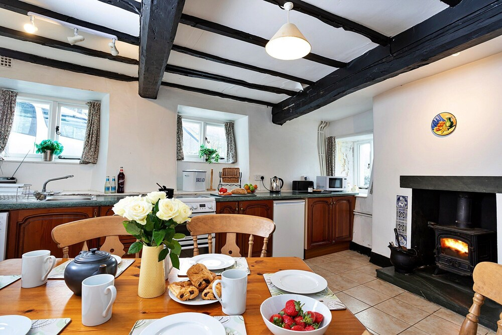Cottage in Grasmere Near Lake & Scenic Trails