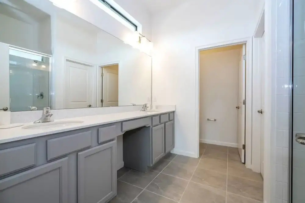 6163 Fantastic Home With 12bd