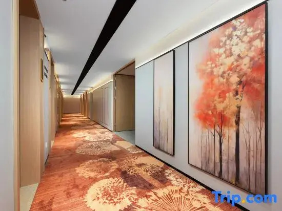 Rezen Prime Hotel (Chimelong Safari Park Guangzhou South Railway Station Branch)
