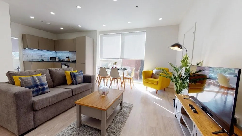 Luxury 1-bed Town Centre South Stevenage