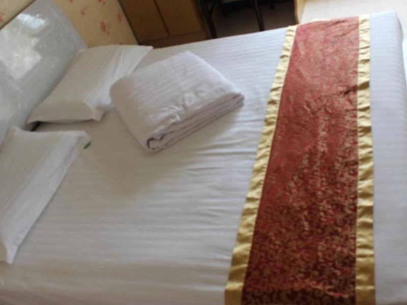 Ruyi ApartHotel