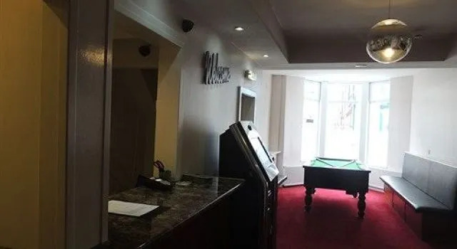 White House Hotel
