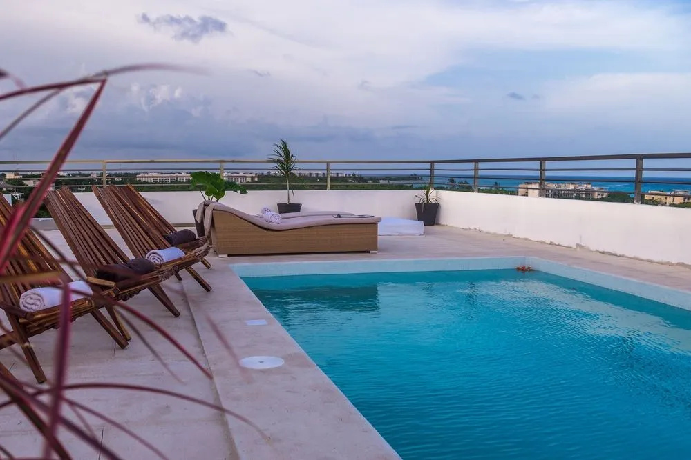 La Playa Condo