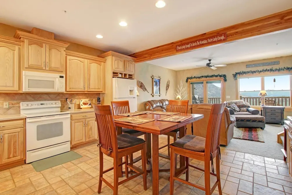 Mount Richthofen S3 3 Bedroom Condo
