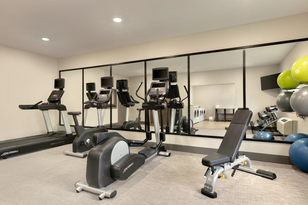 Candlewood Suites Springfield