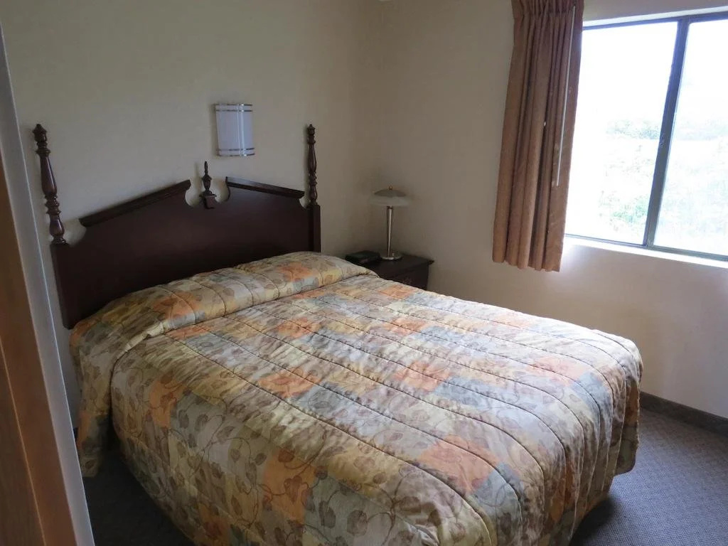 Western Royal Inn
