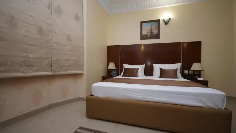 World Inn Hotel