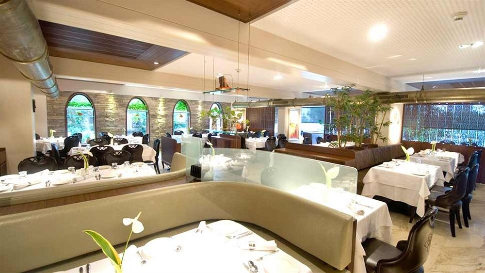 Sai Palace Hotel