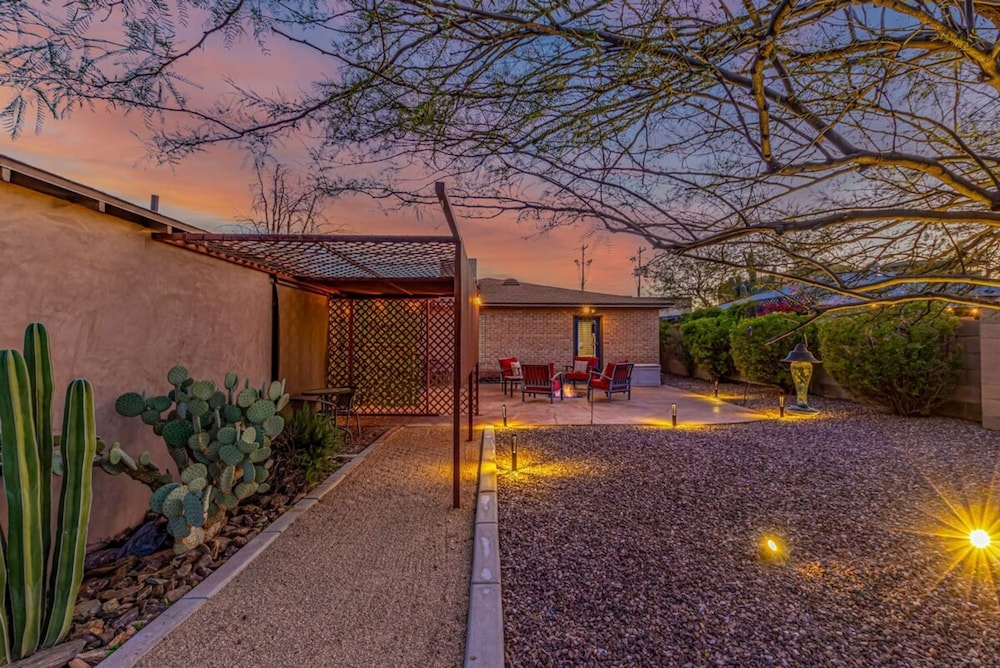 Sw-inspired Casa Casita - 5 Mins to Downtown PHX