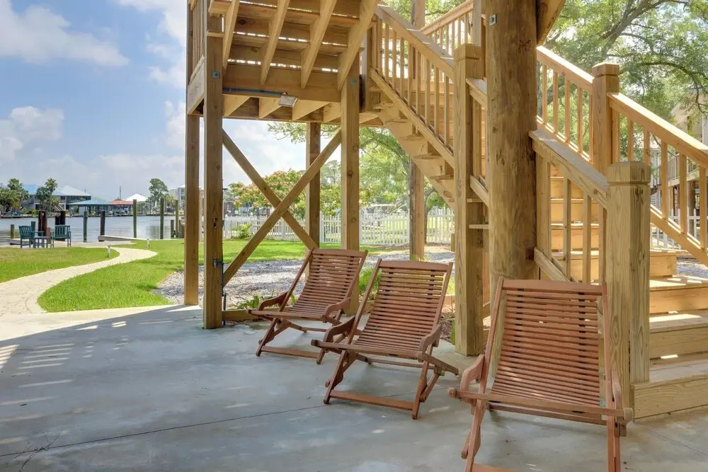 Luxe Family Condo w/ Gulf View in Dauphin Island!