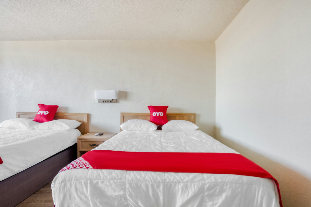 OYO Hotel Waco University Area I-35