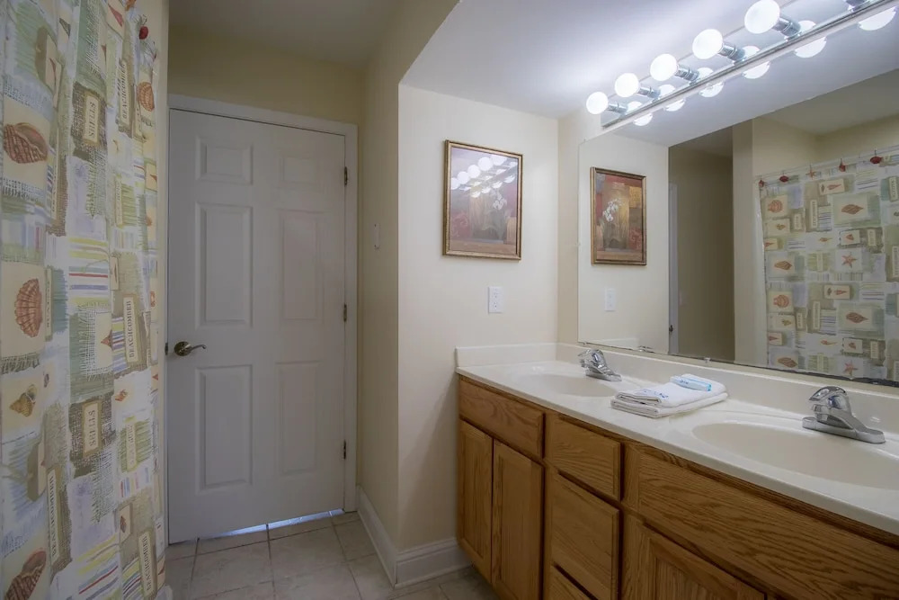 Oak Shores-Oak Shores 131