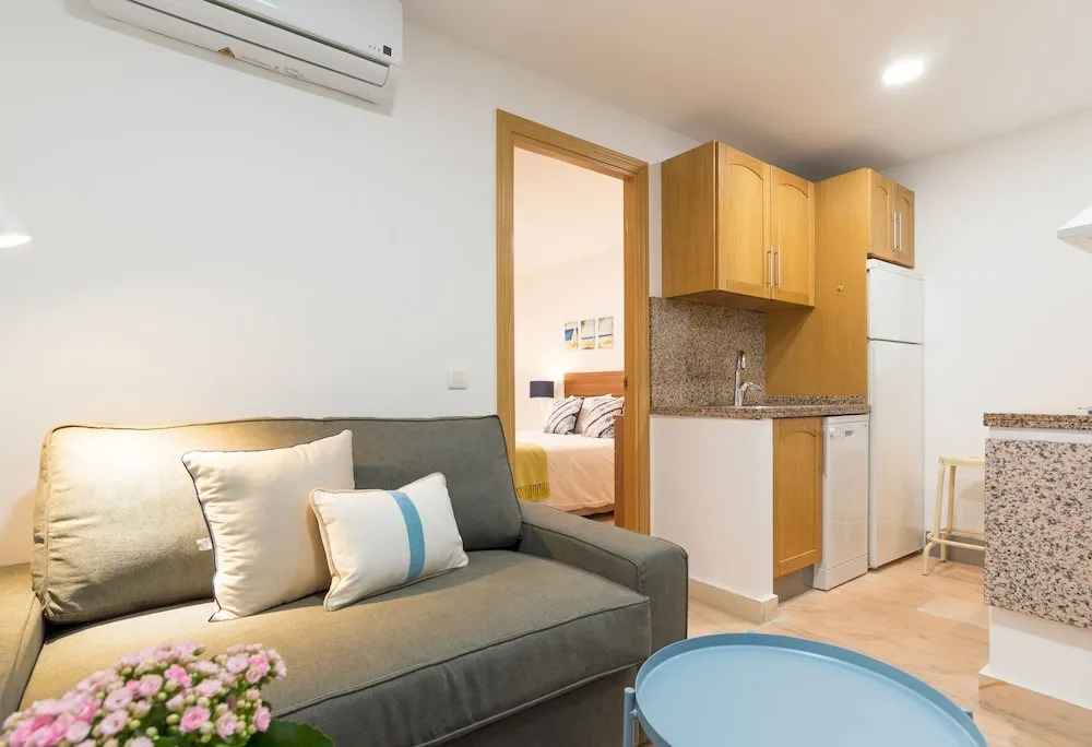 MalagaSuite Marbella Beach Apartment