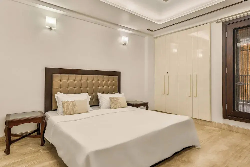 Geet by Akama Homes
