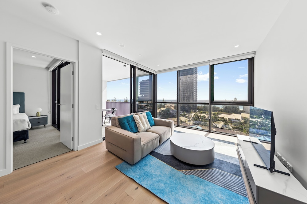 Yves Mermaid Beach Apartments by CLLIX