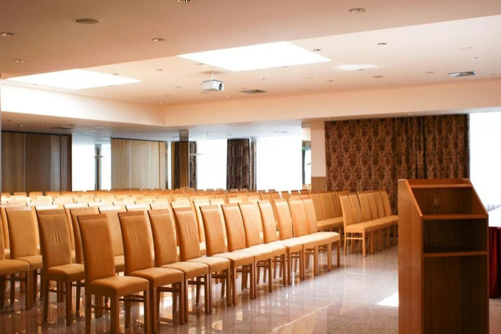 Hotel Premium Porto Maia