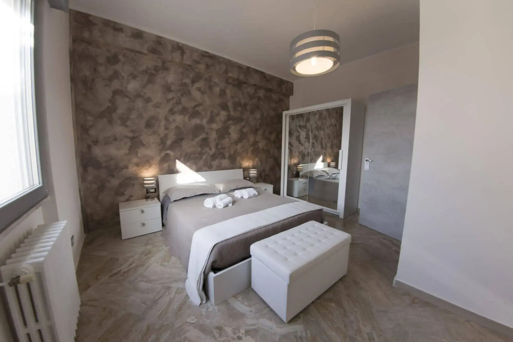 Penthouse Station luxury apts Le dimore