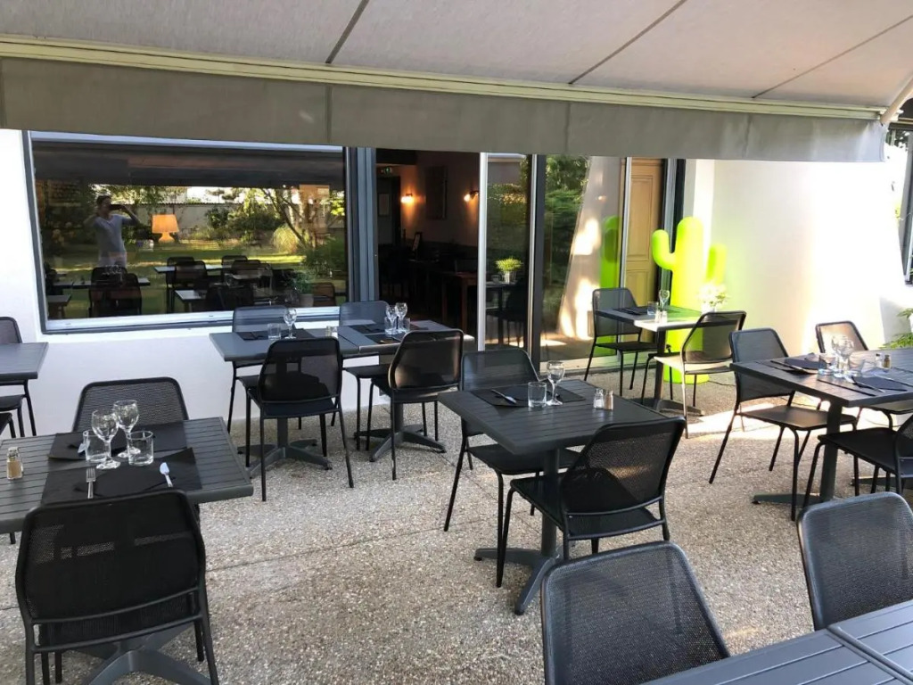 Logis Hôtel lAbricotine
