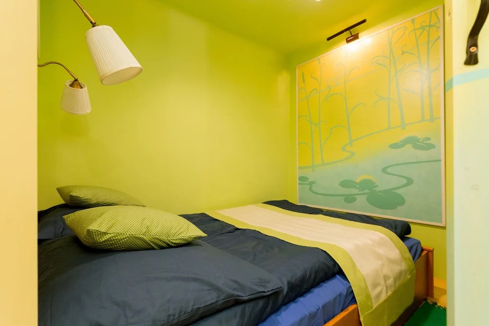 Artistic and Unique Apartment in the Centre