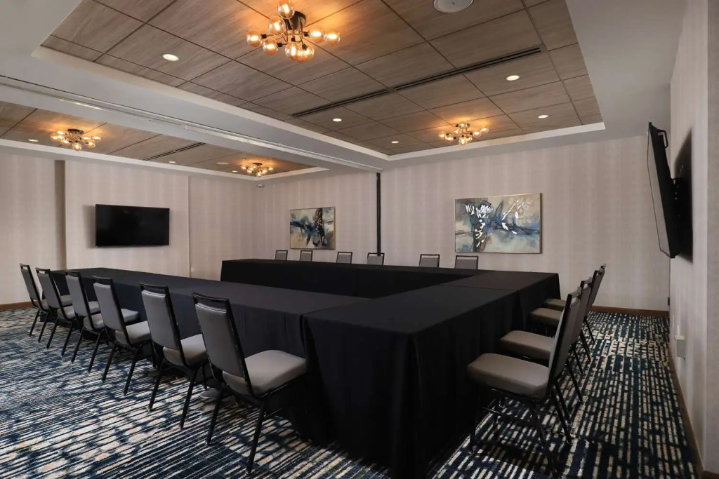 Doubletree By Hilton Battle Creek