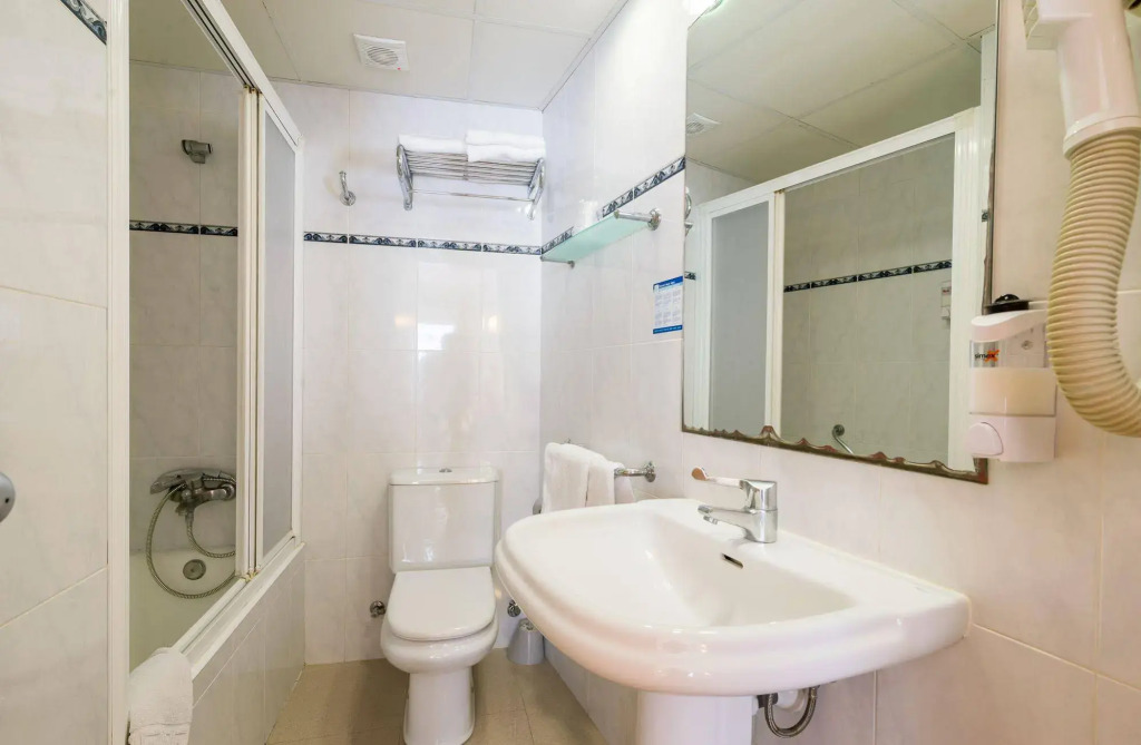 Hotel & Diving Les Illes