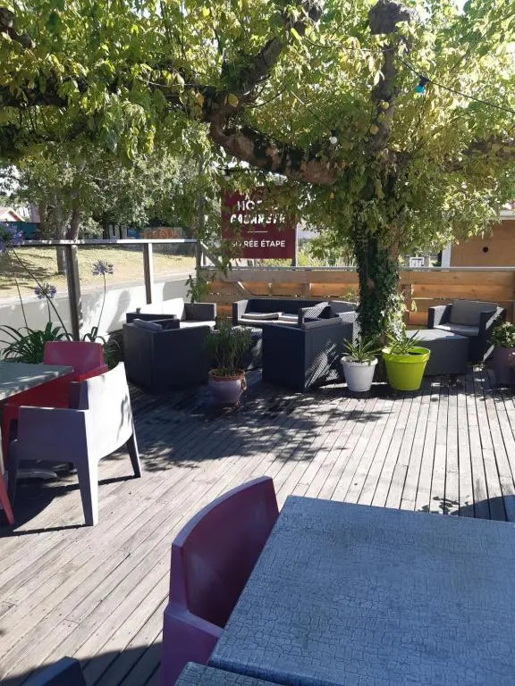 Cabareté Hotel