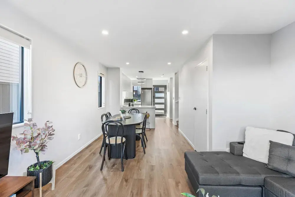 4BR Townhouse for Families Zodiak Stays
