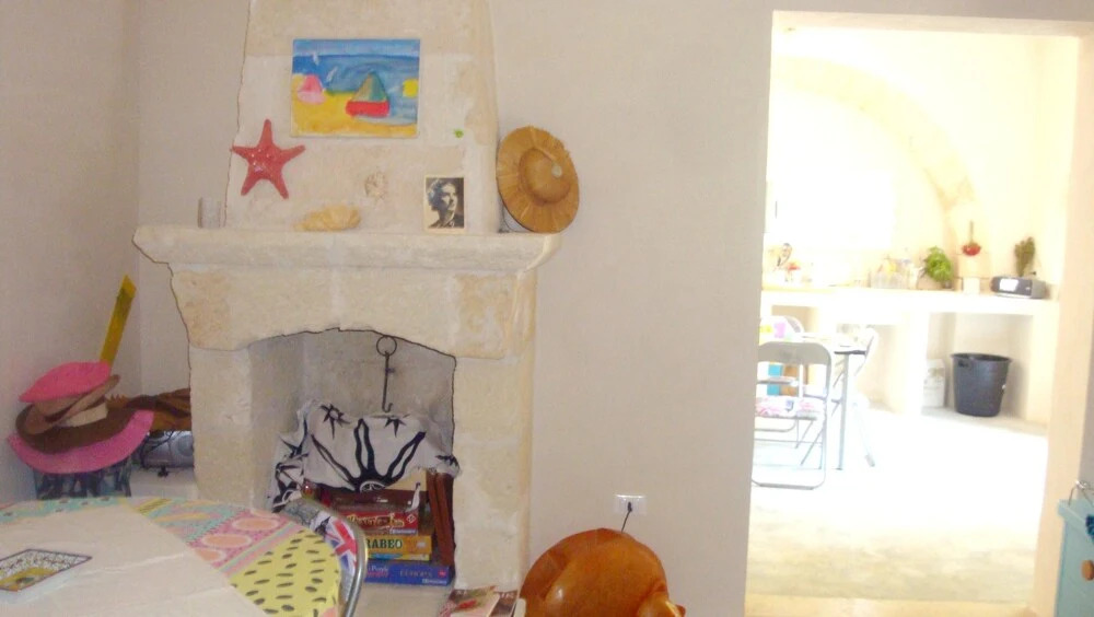 House With 3 Bedrooms in Serranova, With Furnished Garden - 1 km From