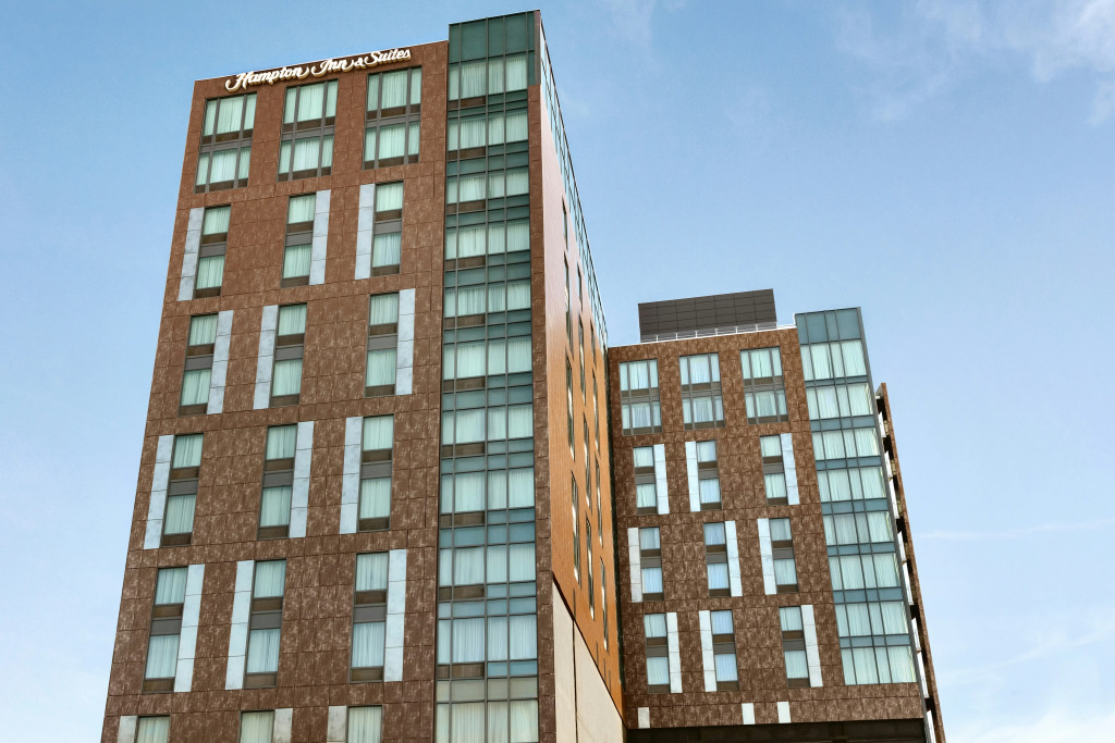 Hampton Inn & Suites Washington, D.C. - Navy Yard