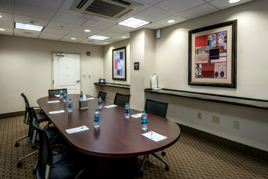 Hampton Inn & Suites Montgomery-Downtown