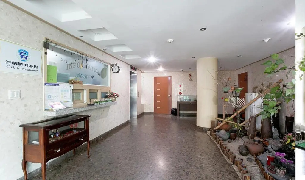 BOBOS Hotel