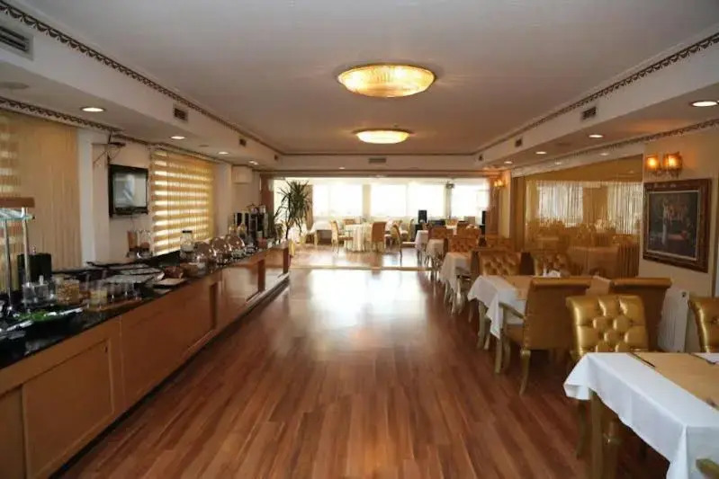 Golden Boutique Hotel