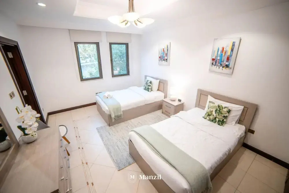 Luxury Private Pool Villa w Pvt Beach on the Palm