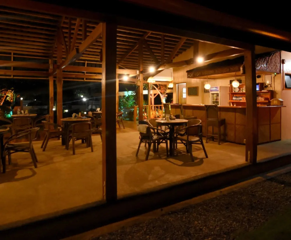 Alona42 Resort