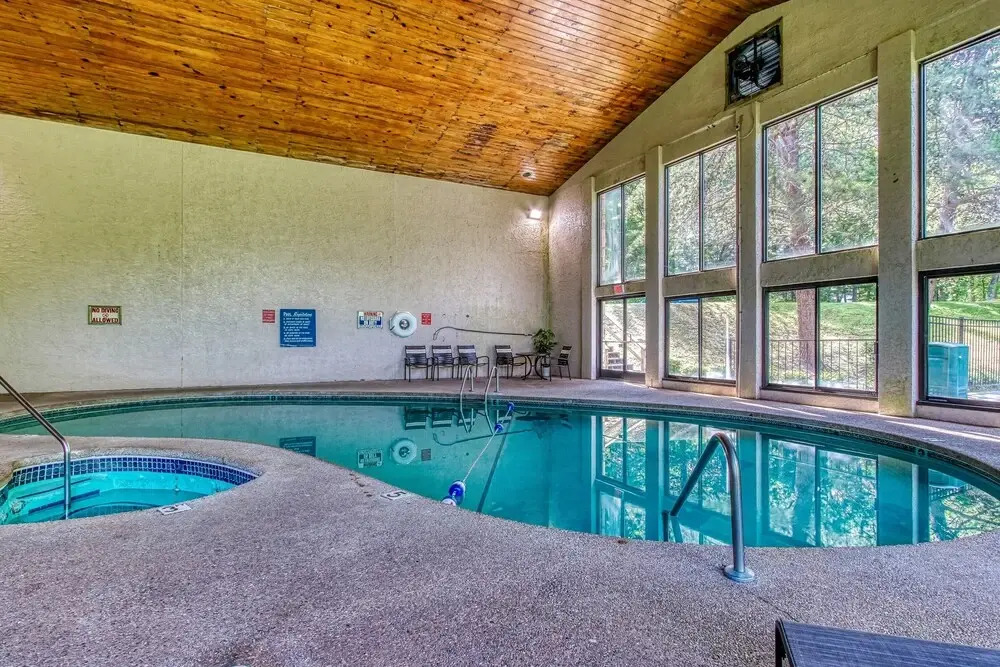 Pinecrest Townhomes