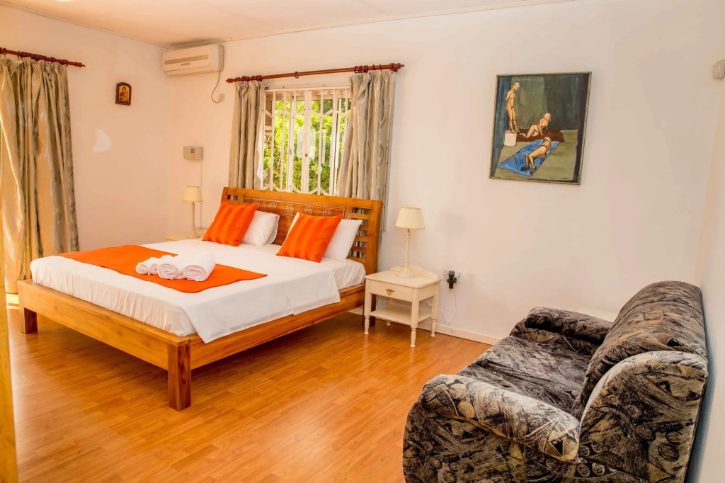 The Orchard Holiday Home