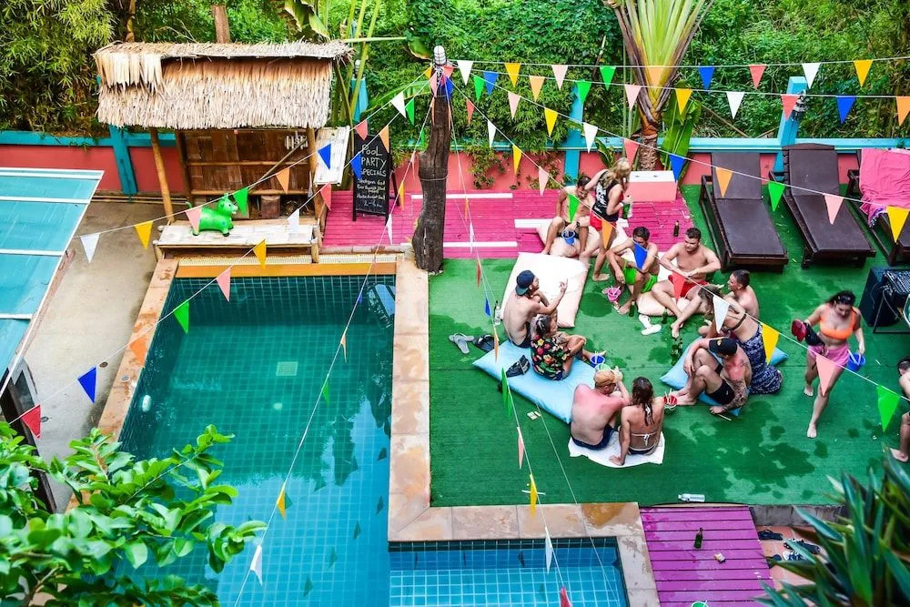 Mad Monkey Koh Phangan Hostel - Adults Only
